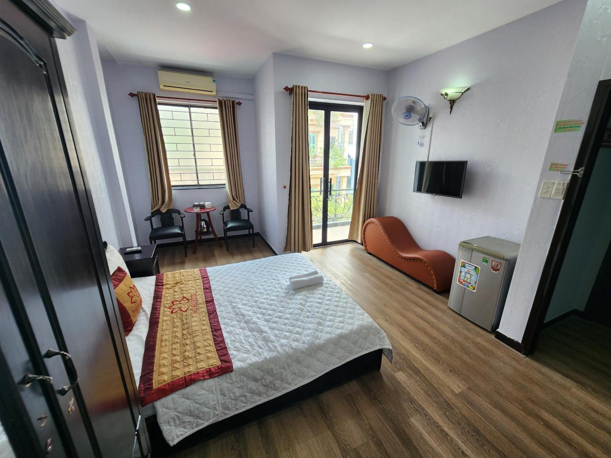 Khach San Sao Mai Hotel